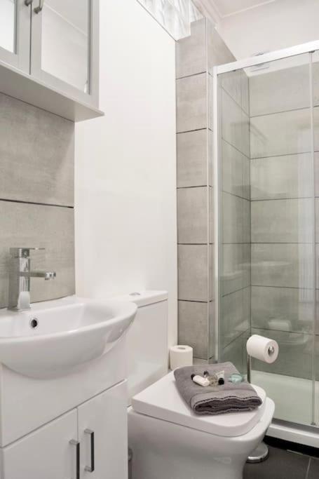 Penarth/Cardiff Bay: Deluxe Flat: 10 Mins To City! Eksteriør bilde
